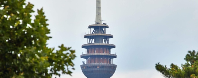 Blick auf die Kanzel des Nürnberger Fernsehturms