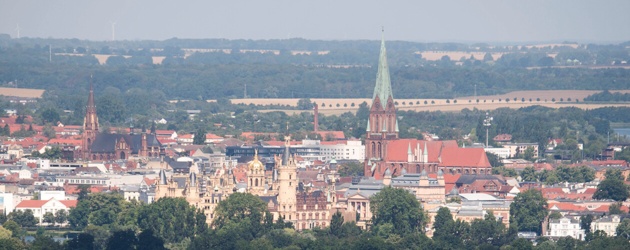 Deutsche Funkturm und Stadt Schwerin arbeiten beim Ausbau der Mobilfunkinfrastruktur in Schwerin zusammen