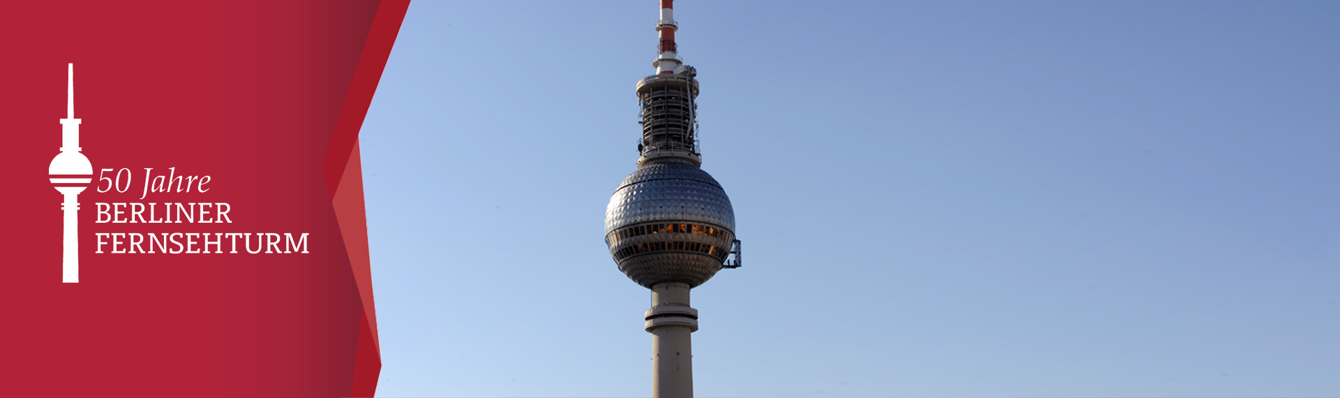 Banner zum 50 jährigen Jubiläum des Berliner Fernsehturms